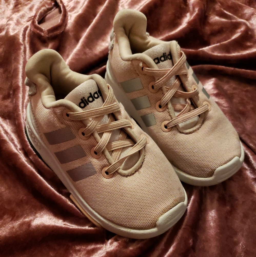 Toddler light pink Adidas tennis shoes size 7